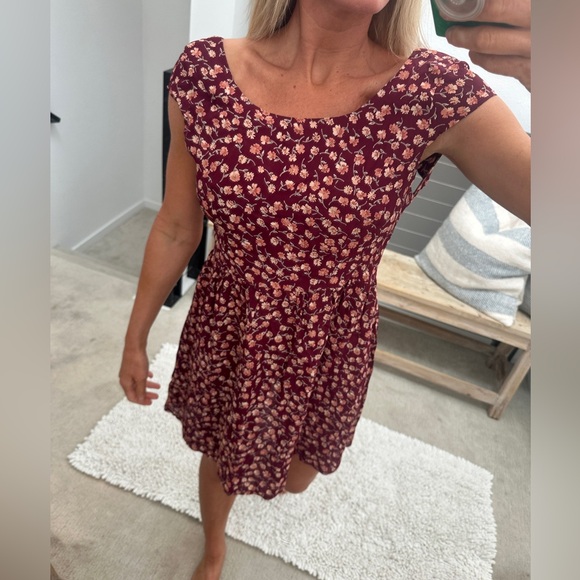 Flynn Skye red & pink floral boho festival mini dress summer vacation formal 1 - Picture 4 of 13